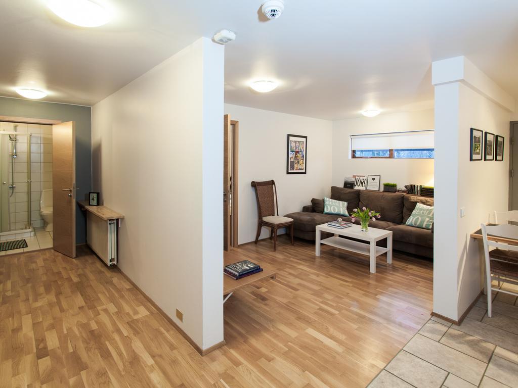 Skolo Apartment Σέλφος Εξωτερικό φωτογραφία